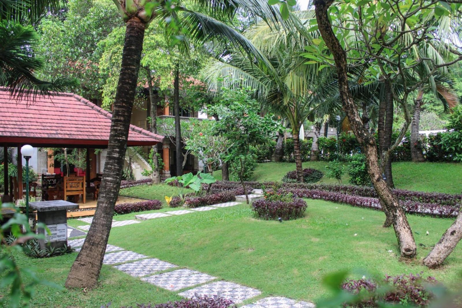 Melasti Kuta Bungalows & Spa Exteriör bild